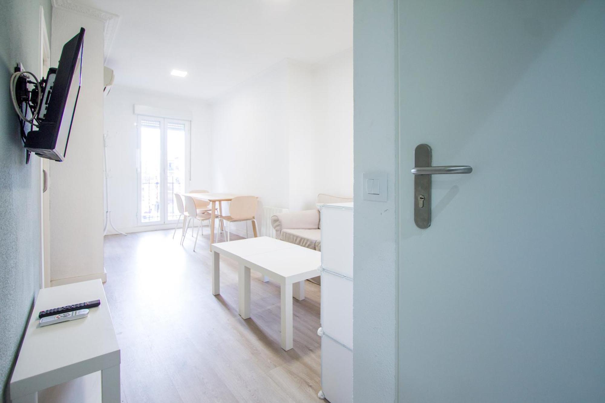 Apartamentos Tetuan Sandino Madrid Exterior foto