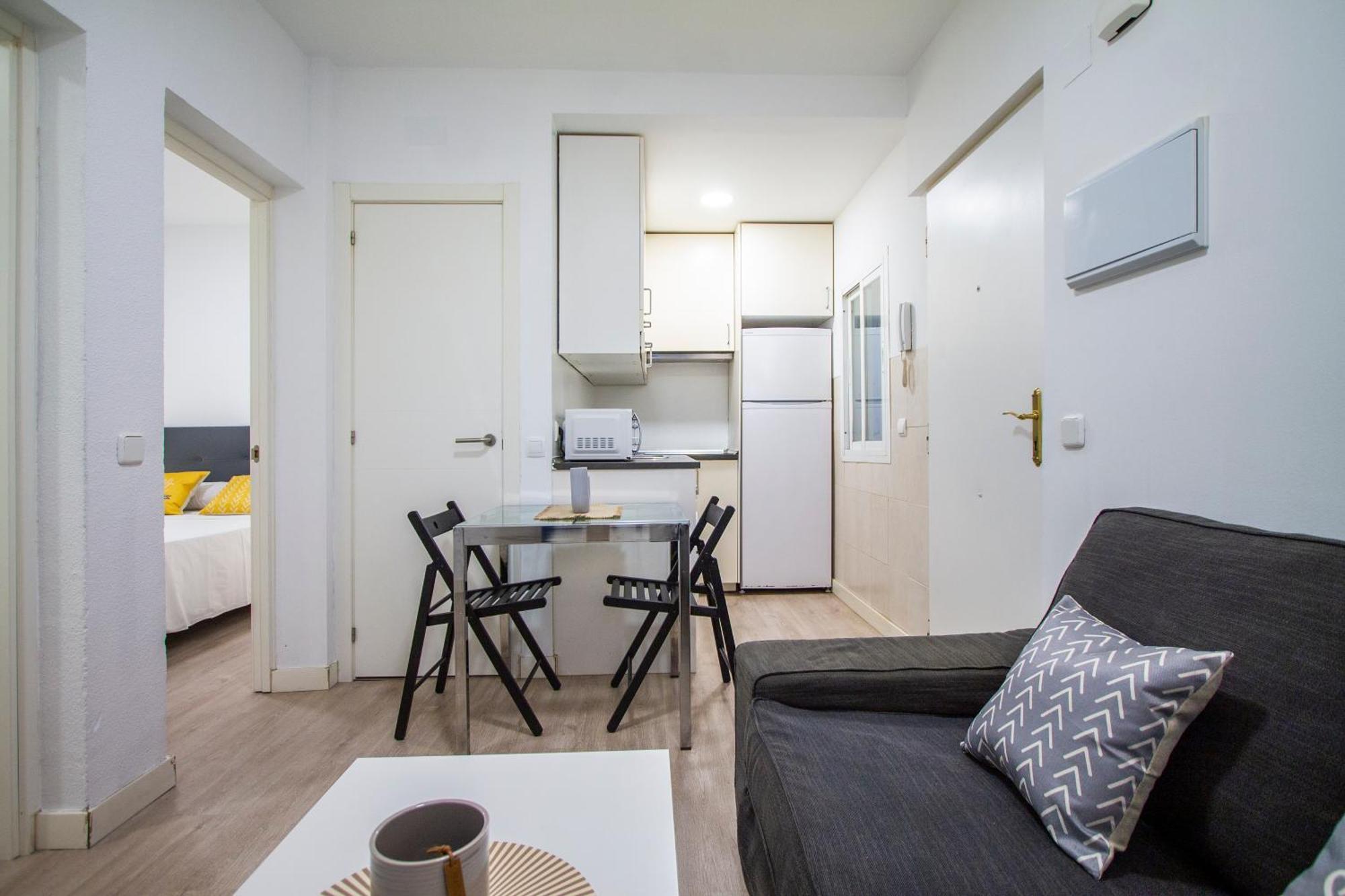 Apartamentos Tetuan Sandino Madrid Exterior foto