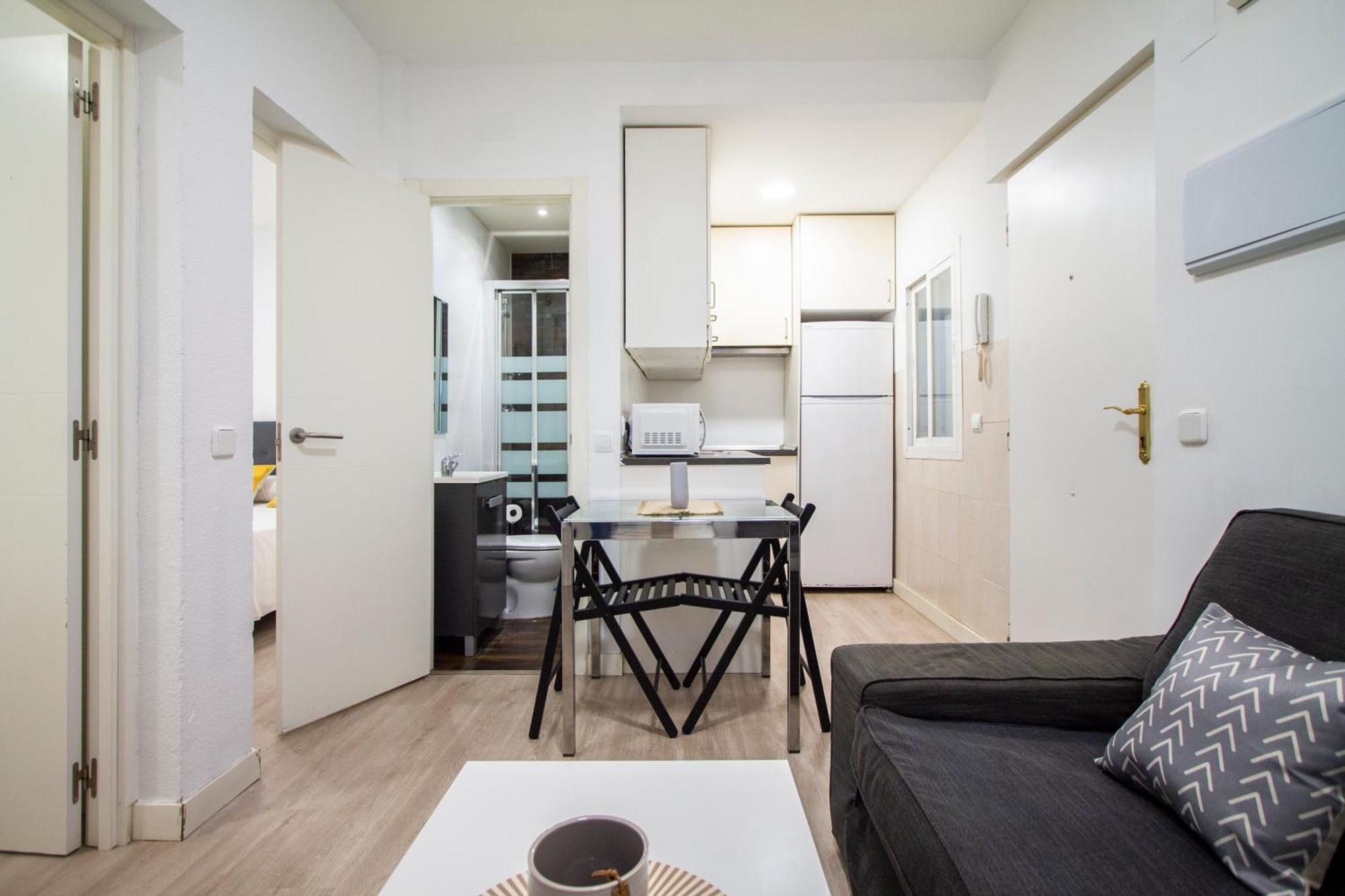 Apartamentos Tetuan Sandino Madrid Exterior foto