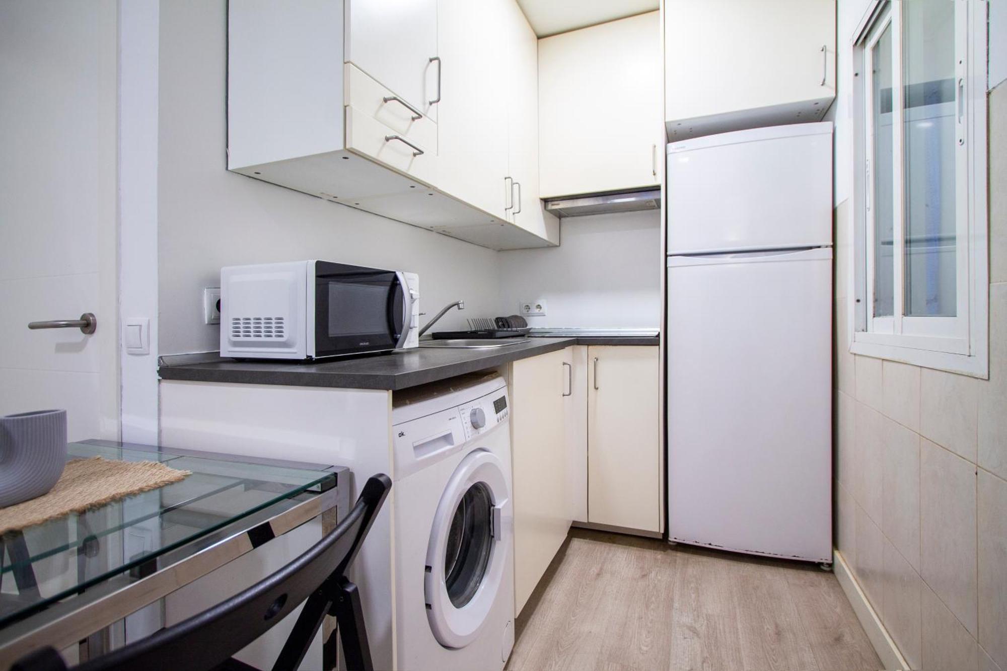 Apartamentos Tetuan Sandino Madrid Exterior foto