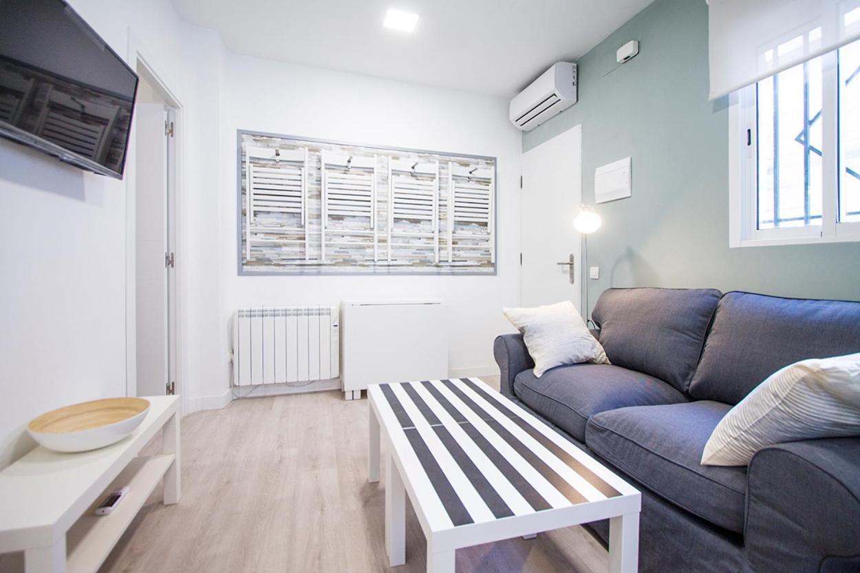 Apartamentos Tetuan Sandino Madrid Exterior foto