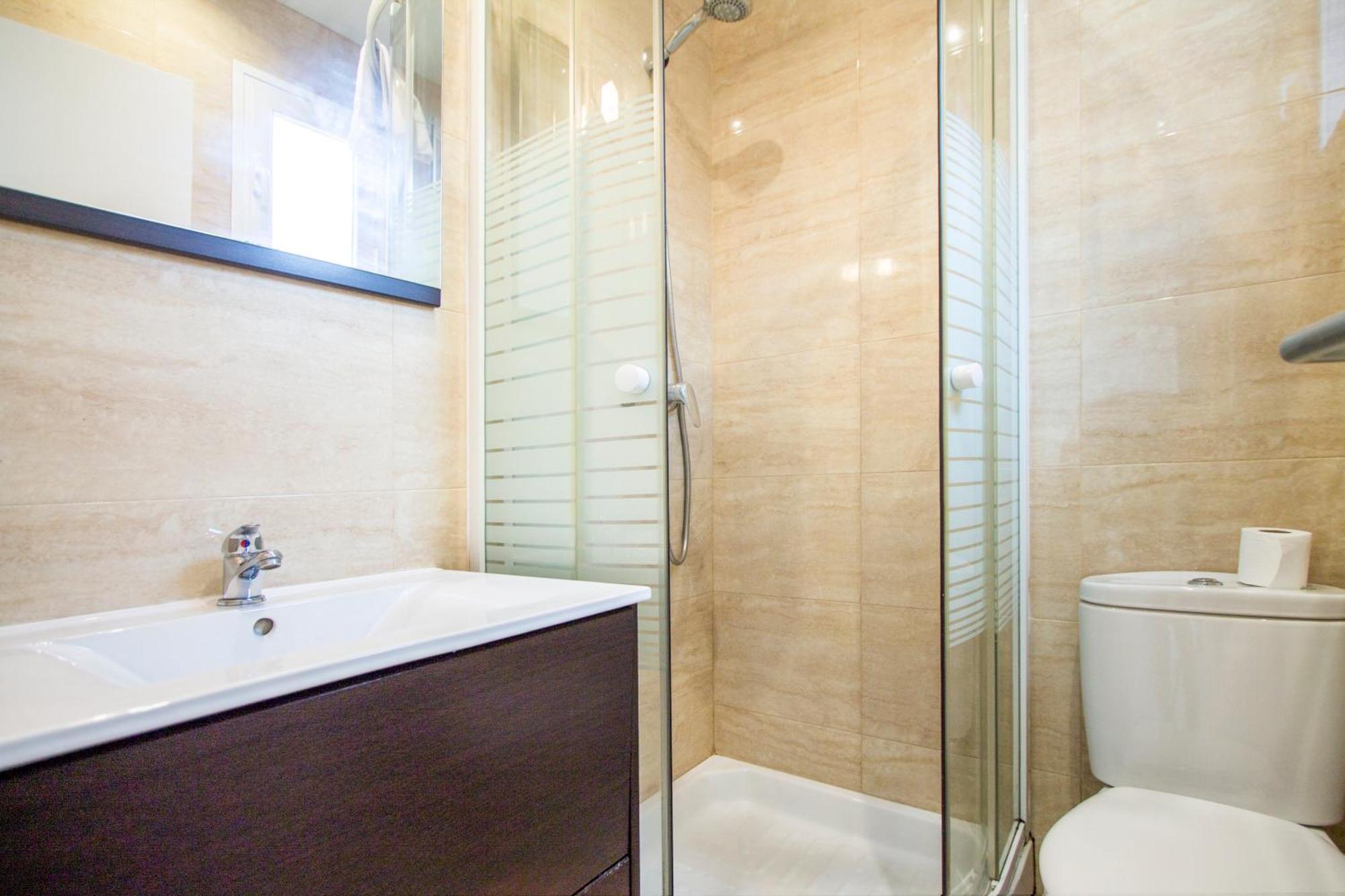 Apartamentos Tetuan Sandino Madrid Exterior foto