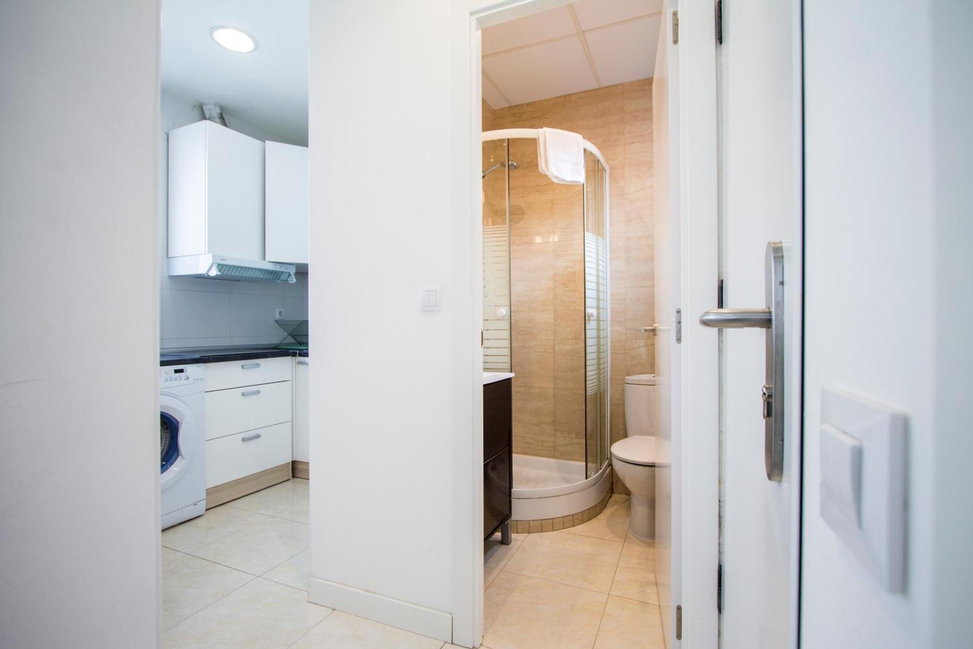 Apartamentos Tetuan Sandino Madrid Exterior foto
